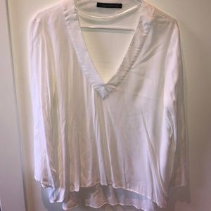 White longsleeve blouse